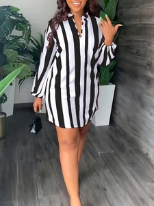 Women's vertical striped V-neck casual shirt dress with lantern sleeves and mini length