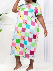 Women's plus size round neck midi dress with colorful checkerboard heart print