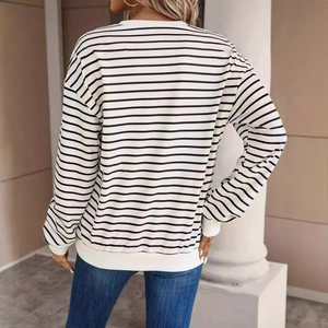 Women's casual oversized long sleeve crewneck top with classic black and white stripes