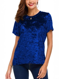 T-shirt en velours bleu saphir à manches courtes avec col rond et lustre métallique