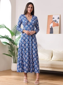 Robe longue fleurie bleu foncé à manches longues et col en V pour femmes élégantes