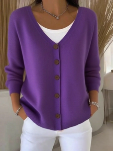 Deep purple V-neck knitted cardigan with elegant ribbed texture and brown buttons