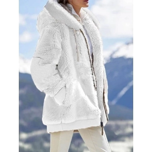 Chaqueta blanca con capucha de piel sintética suave con cremallera y puños acanalados