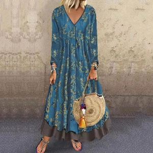 Robe longue bohème à col en V avec imprimé floral vintage et ourlet à plusieurs niveaux