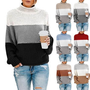 Detailansicht verschiedener Farbkombinationen der Damen-Grobstrickpullover mit Rollkragen