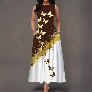 Ärmelloses Damen-Maxikleid in Braun-Weiß mit Patchwork-Muster und goldenen Schmetterlingen