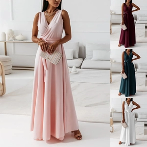 Robe longue sans manches à col en V avec ceinture à la taille en plusieurs couleurs