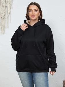 Damen Oversize-Hoodie in Schwarz mit Fleece-Futter und großer Kängurutasche vorne