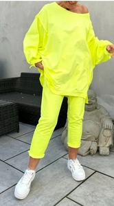 Neongrüner Damen-Freizeitanzug mit Rundhalsausschnitt-Oberteil und Jogginghose im Set