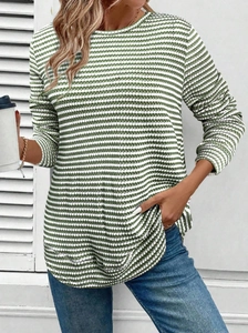Jersey de punto a rayas verdes y blancas con cuello redondo y manga larga para mujer casual