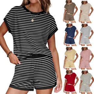 Ensemble Top et Bottom Décontracté pour Femmes Col Rond Rayé Passepoil Contrasté Loungewear Deux Pièces Tenue d'Été