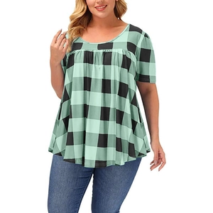 Women's plus size green plaid short sleeve tunic top with pleated high waist hem