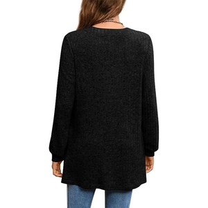 Maglione lungo da donna in maglia a coste color antracite con spacchi laterali ampi