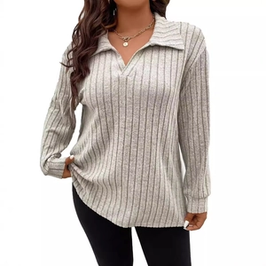 Maglia casual da donna a maniche lunghe a righe grigio chiaro con scollo a V