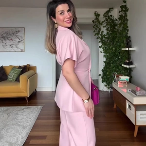 Women's pink short sleeve wrap top and pants two-piece business casual outfit