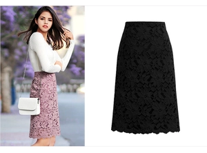 Détails de la jupe midi en dentelle florale à taille haute avec ourlet festonné en violet