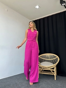 Chic rose red two-piece suit with slim vest and high-waisted wide-leg trousers for women
