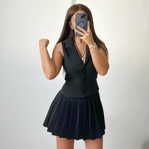 Ensemble d'été Sans Manches pour Femmes avec Haut à Revers et Mini Jupe Plissée Taille Haute Élégant Streetwear Chic