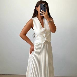 Elegantes Zweiteiliges Damen Rock Set V-Ausschnitt Ärmellose Weste Mit 3D Rosenblüten Knöpfen Hohe Taille Maxi Plissee Rock Set
