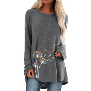 Dunkelgraues lockeres Langarmshirt mit buntem Katzen-Löwenzahn-Print für Damen