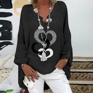 Camicia da donna in cotone e lino a maniche lunghe con scollo a V e stampa a cuore