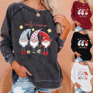 Felpa natalizia da donna con stampa gnomi e maniche raglan disponibile in quattro colori