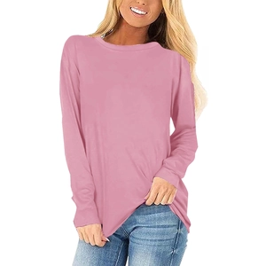 Elegant long sleeve crewneck pink t-shirt for women in a slim fit casual style