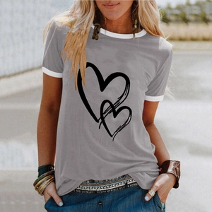 Grey loose crewneck T-shirt with heart print and white contrast trim for women