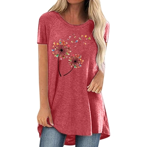 Elegant brick red dandelion print short sleeve crewneck t-shirt with a loose casual fit