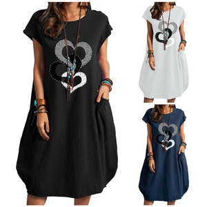 Robe Midi Rétro pour Femmes Imprimé Cœur Manches Courtes Col Rond Ample Style Coton Lin Robe d'Été Élégante Avec Poches