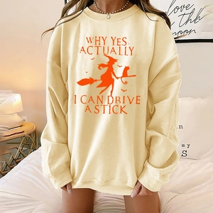 Sweat-shirt oversize crème avec imprimé sorcière d'Halloween orange et slogan