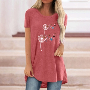 Women's dark pink long T-shirt with artistic dandelion and butterfly print in a relaxed fit