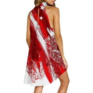 Robe d'été sans manches dos nu avec texture rouge et blanc et imprimés d'étoiles