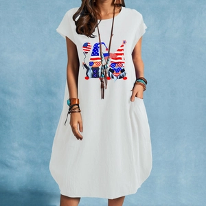 Robe blanche grande taille en lin avec poches et imprimé pour le Jour de l'Indépendance