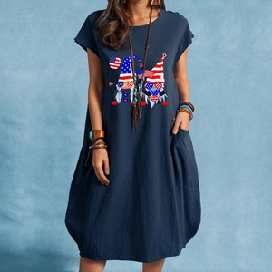 Robe en lin grande taille bleu marine avec imprimé gnomes USA et poches latérales