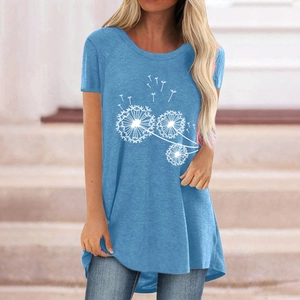 Women's light blue crewneck T-shirt with dandelion print and short sleeves