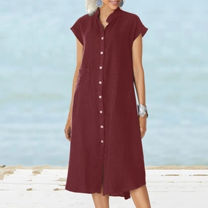 Robe midi en coton et lin pour femmes avec col montant et boutonnage en bordeaux