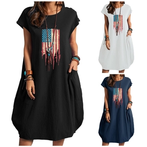 Women's Loose Linen Blend Dress American Flag Print Short Sleeve Round Neck Casual Midi Dress With Pockets For Independence Day