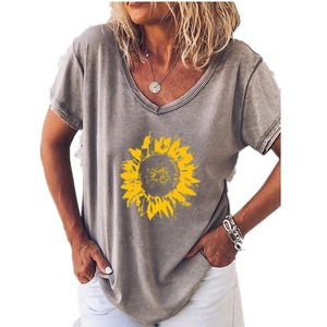 T-shirt femme à col en V avec imprimé tournesol gris vintage de style bohème