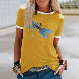 T-shirt d'été jaune vif avec imprimé libellule bleue et col rond contrasté blanc élégant
