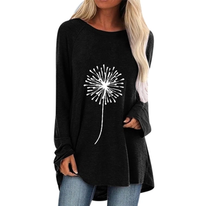 T-shirt femme noir à manches longues avec imprimé pissenlit et ourlet asymétrique chic