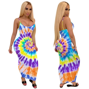 Abito lungo da donna slim fit con stampa tie-dye e spalline sottili blu giallo viola