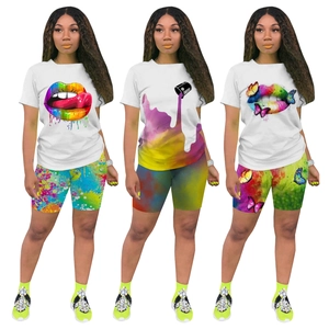 Survêtement Streetwear Décontracté pour Femmes T-Shirt Et Short de Cyclisme Imprimé Papillon Coloré Et Éclaboussures d'Encre Vêtements Sportifs