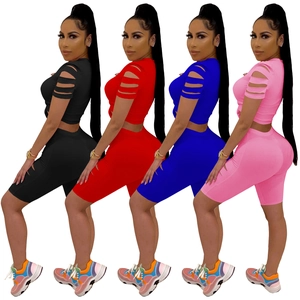 Damen zweiteiliges Freizeitset mit Cut-out Crop Top und High Waist Radlerhose in vier Farben