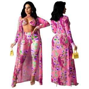 Rosa dreiteiliges Bikini-Set mit Tiger-Blumendruck und langem transparenten Cardigan