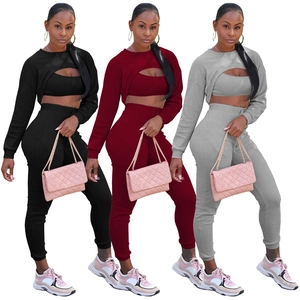 Completo Donna Tre Pezzi in Maglia a Costine Coprispalle Cut-Out Canotta Crop Pantaloni Lunghi a Vita Alta Aderente Set Casual