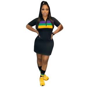 Robe polo femme noire à manches courtes avec rayures colorées et style sportif