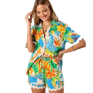 Women's tropical floral short sleeve shirt and scalloped shorts two-piece summer set