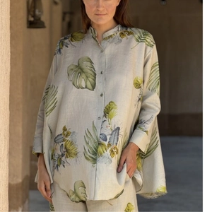 Women's linen long sleeve top with tropical leaf print and casual button-up design