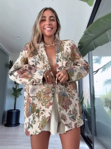 Blazer chic en jacquard à fleurs vintage pour femme avec motif floral élégant